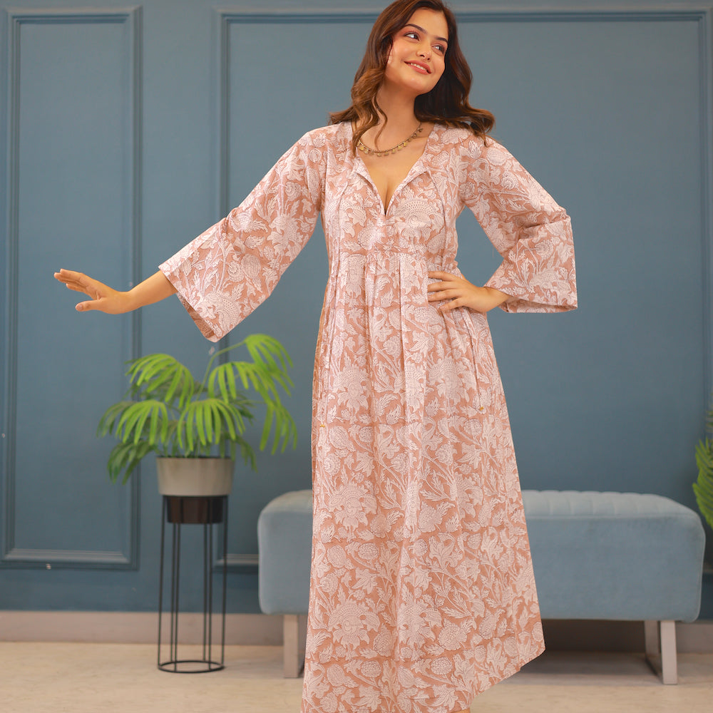 https://www.thefoxandthemermaid.com/cdn/shop/files/brown-pink-maxi-dress_1200x.jpg?v=1701443778